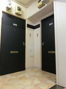 003.jpg